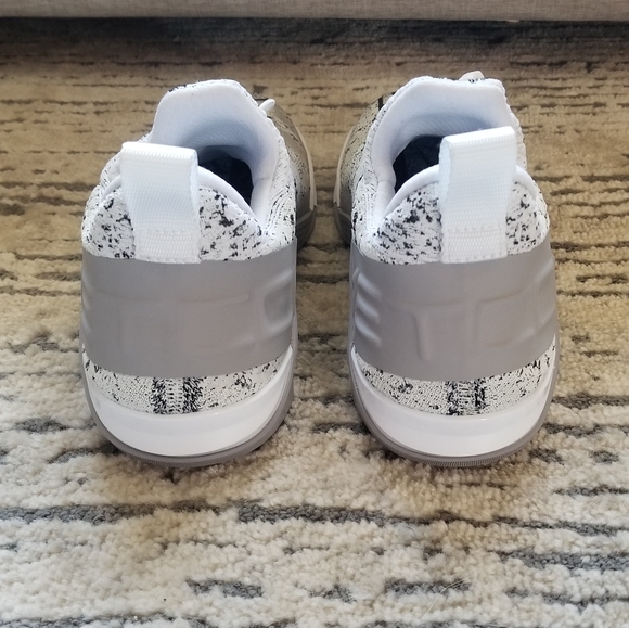 Nike React Metcon Size 9 - Picture 4 of 9